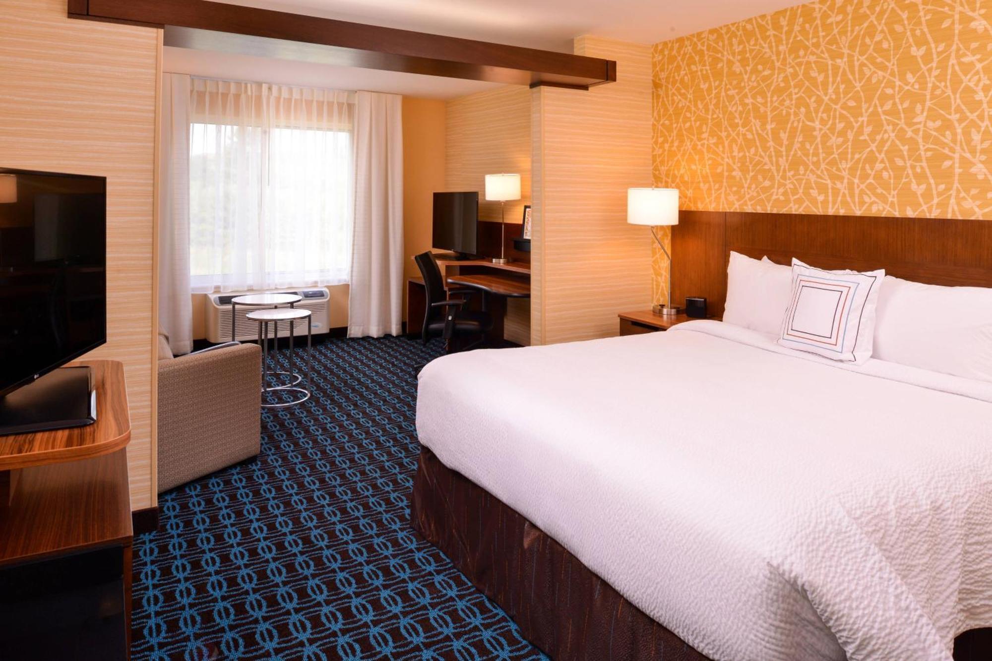 Fairfield Inn & Suites By Marriott Plymouth White Mountains 3* Plymouth