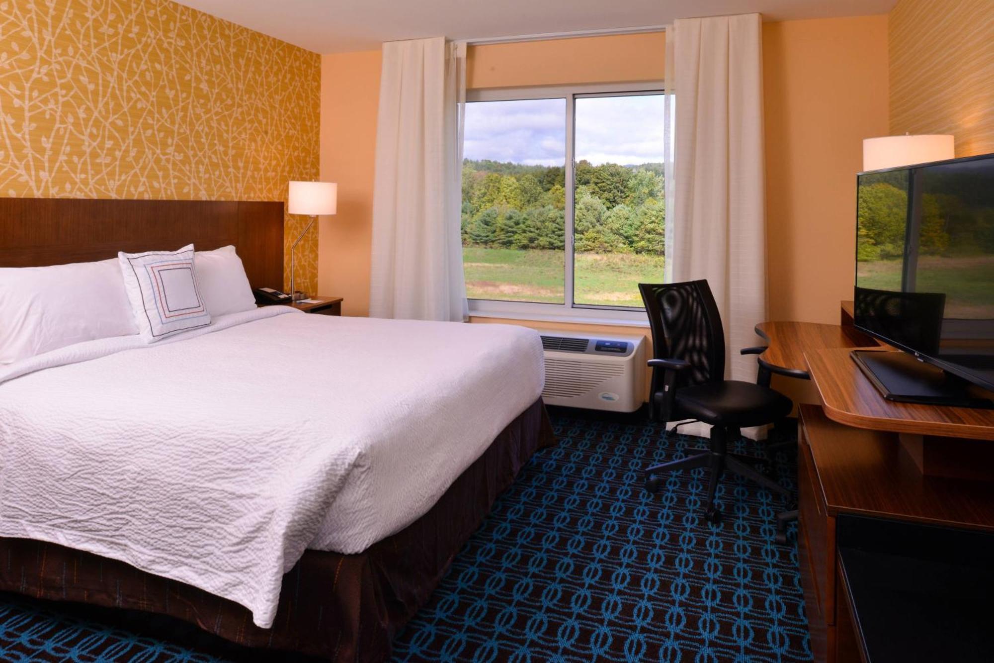 Fairfield Inn & Suites By Marriott Plymouth White Mountains Hotel Plymouth